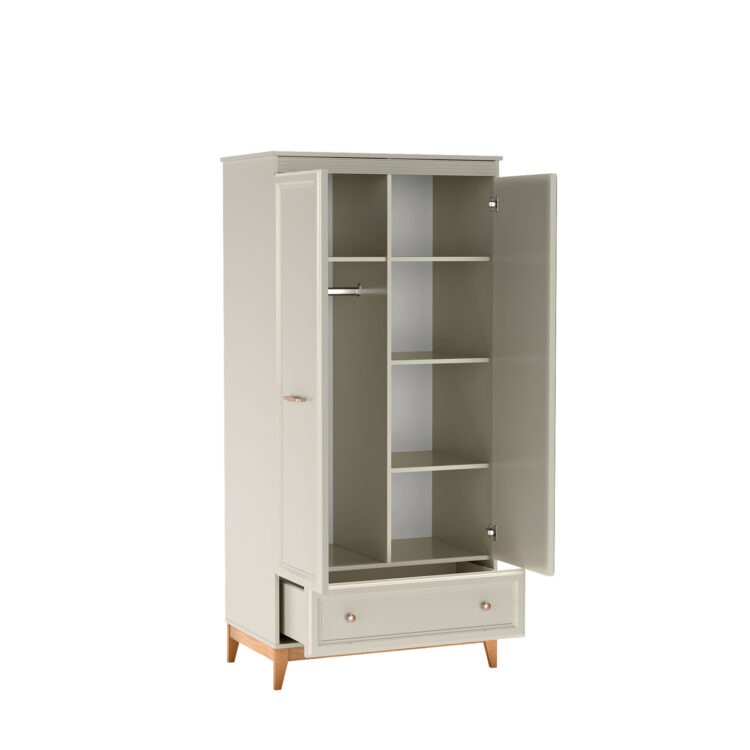 W-10 CLOSET