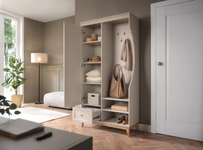 CLOSET WITH MIRROR WINDSOR