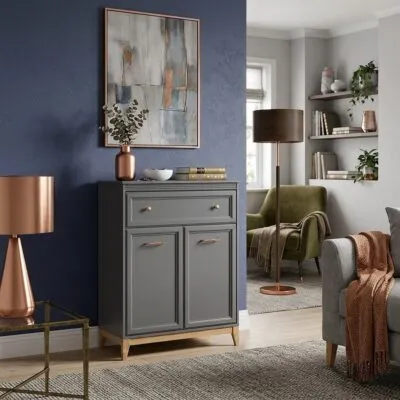 TA-4 CHEST OF DRAWERS