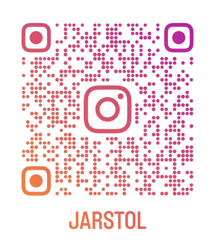 Kolorowy kod QR w stylu Instagrama z logo i napisem JARSTOL
